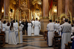 Domingo de Ramos, ofrenda a la Virgen del Pilar.
