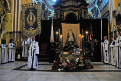Vela ante el Santo Sepulcro, Sábado Santo.