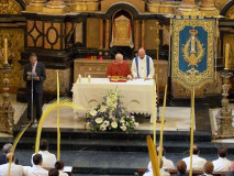 Misa en San Cayetano.