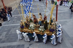 Paso titular saliendo de Plaza de San Bruno.