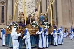 Paso titular en Plaza del Pilar.